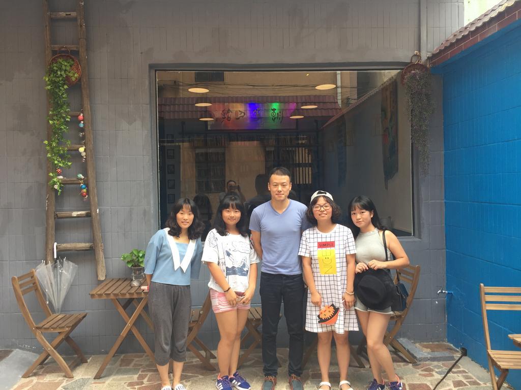 Zhaohuaxishi Youth Hostel Guangzhou Eksteriør bilde
